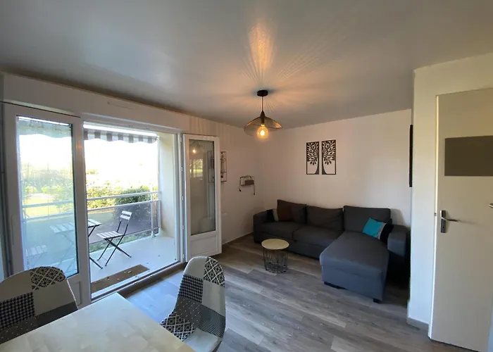 T2 Avec Terrasse Et Wi-fi Proche Des Thermes Du Connetable - Fr-1-541-125 La Roche-Posay