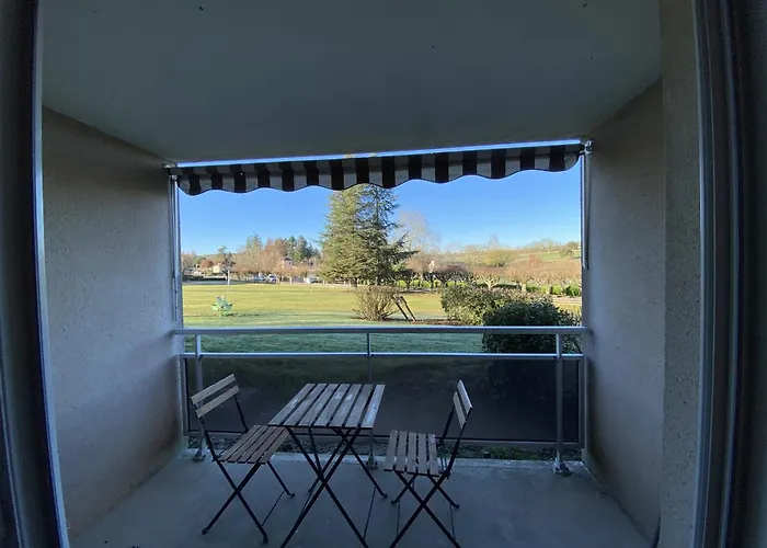 T2 Avec Terrasse Et Wi-fi Proche Des Thermes Du Connetable - Fr-1-541-125 La Roche-Posay